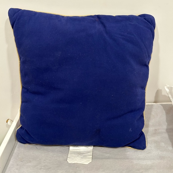 Pink lobster pillow - Picture 2 of 2